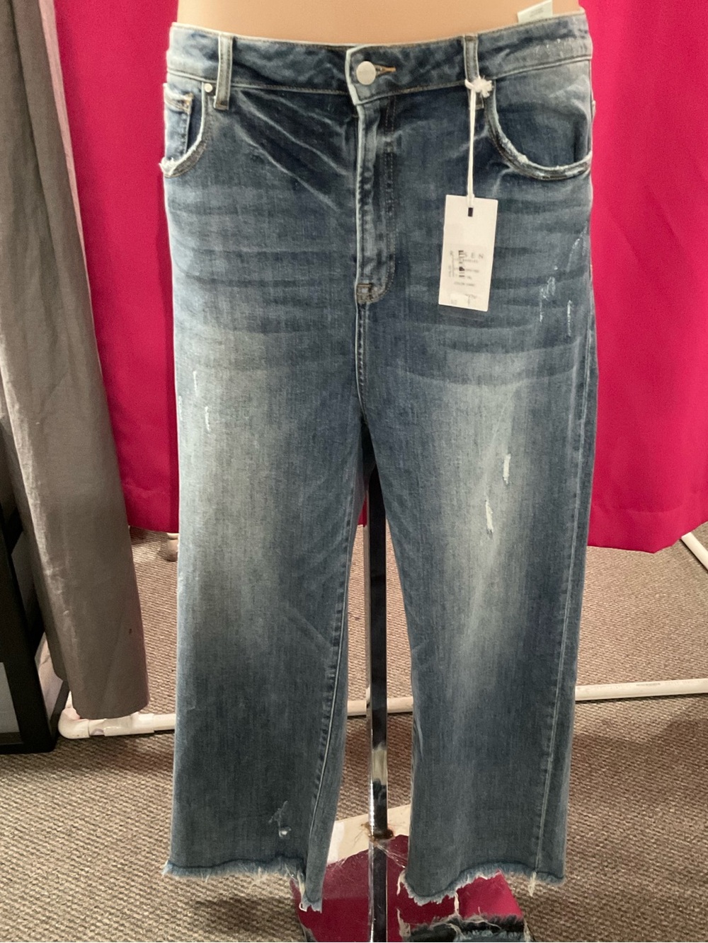 Risen Plus Size Jeans